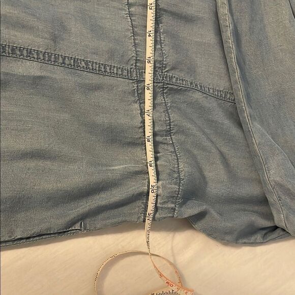 Light Denim colored Shirtdress, tie waist, long sleeved, side pockets - Picture 13 of 16